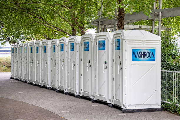 Best Emergency porta potty rental  in Albion, NY